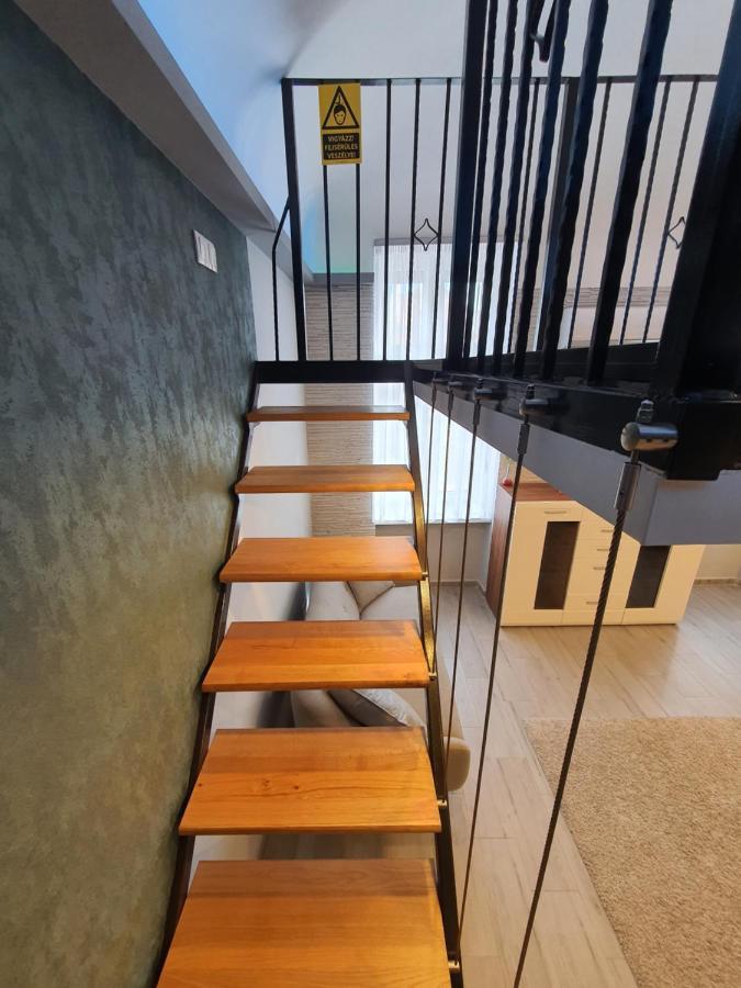 Belvarosi Exkluziv Loft 德布勒森 外观 照片